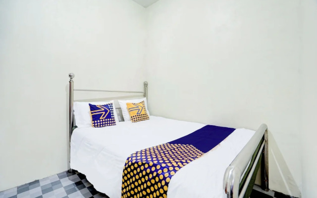 OYO Life 93290 Homestay Betro Syariah