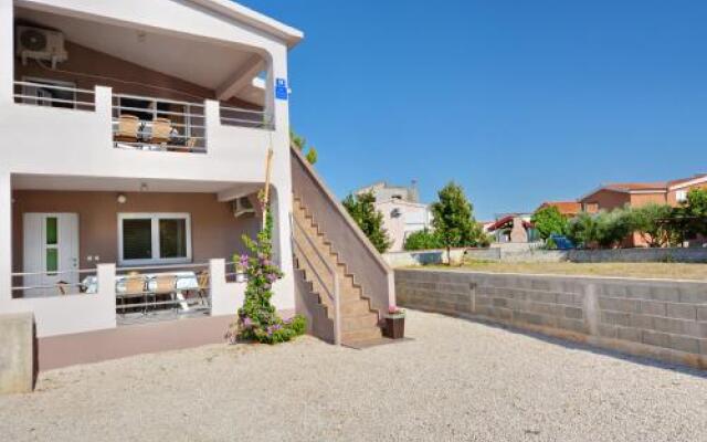 Apartment Maja