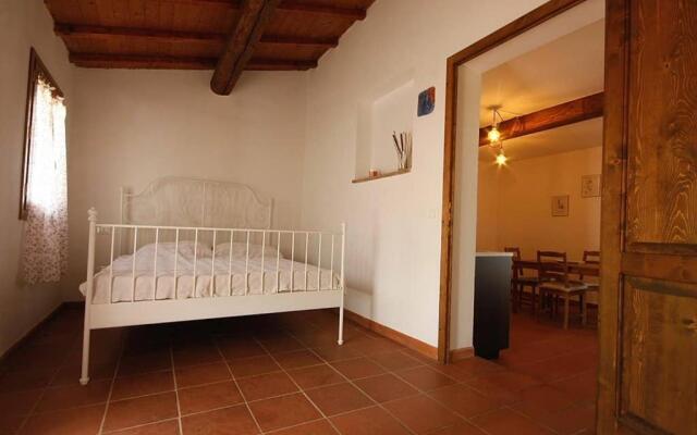 Villa con Piscina 10 Posti Letto, L'Oliveta Di Rivalto