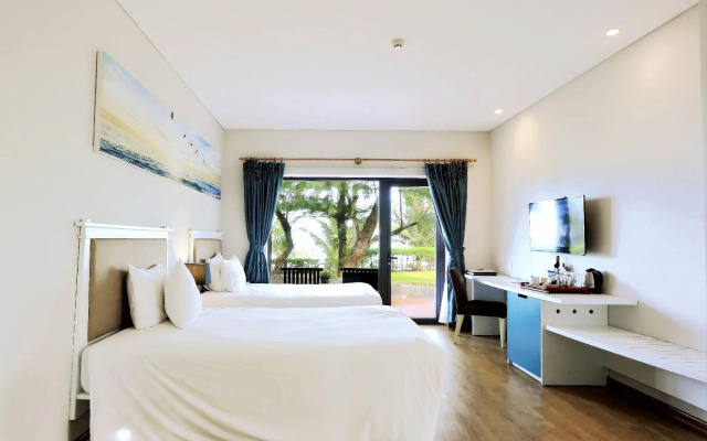 Sandy Beach Non Nuoc Resort