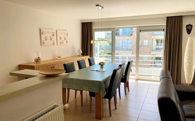 Apartment in Nieuwpoort With Terrace