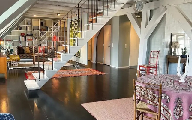 The Apartment Upstairs Canal Penthouse in Copenhagen