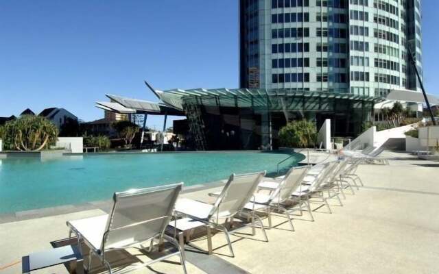 Apartment 4204 - HR Surfers Paradise