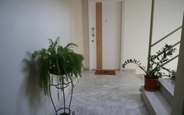 Gio s Central Cosy Apartment With Private Balcony