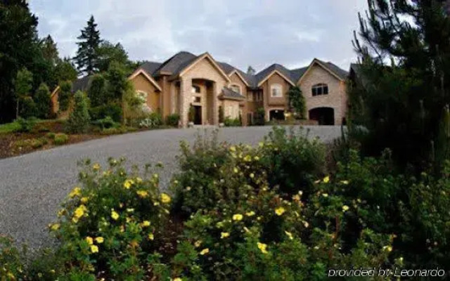 Sweet Dreams Luxury Inn