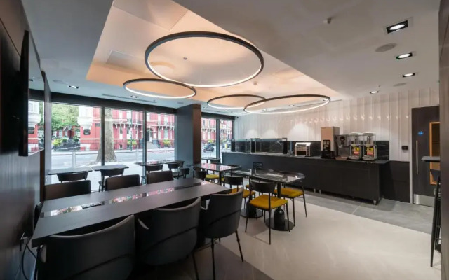 Signature London, The J Marylebone