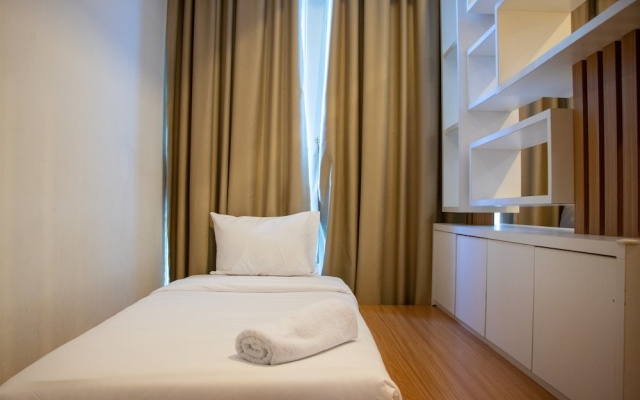 Nice And Cozy 1Br With Extra Room Apartment At Capitol Park Residence – Guest Rooms – Jakarta