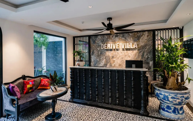 Dérive Villa