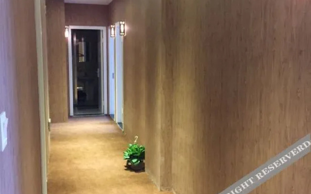 Yangzhou Lingdian Express Hotel