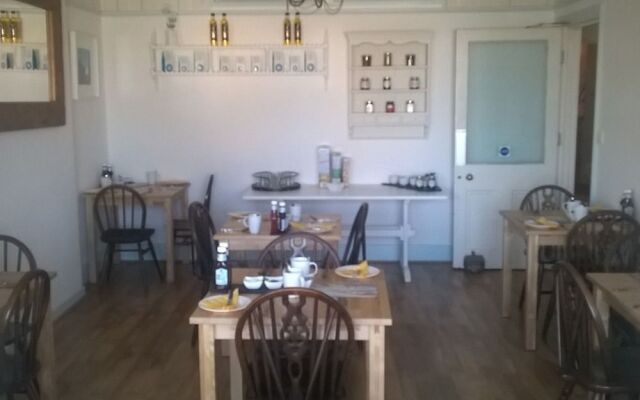 Ravensbury Hotel