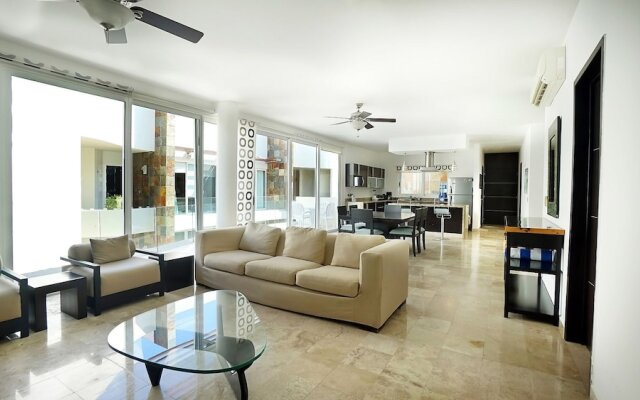 Playa Ge 302 B 2 Bedroom Condo