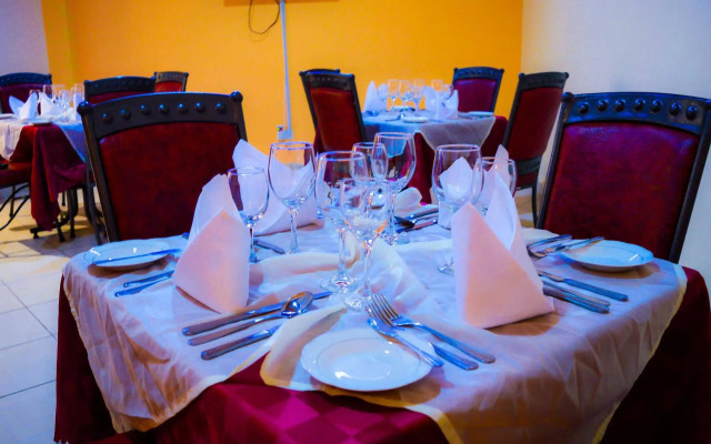 Fourth Parklands Guest House & Conference