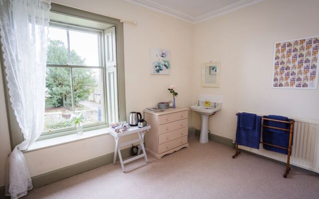 Crookham Eastfield Farmhouse