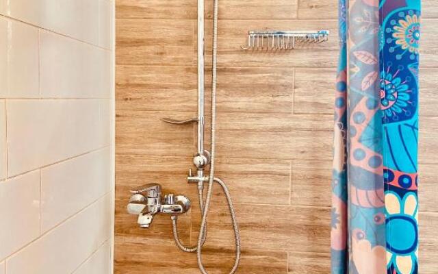 Apartment With Yard In Old Tbilisi