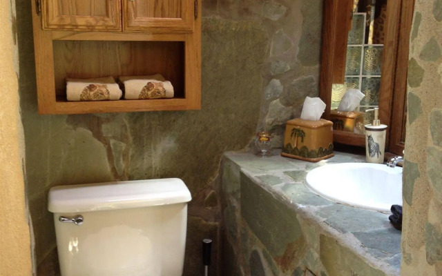 The Stone Hedge B&B