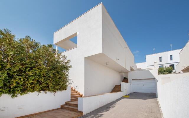 BFA 64 - CASA BROWN in Calafell