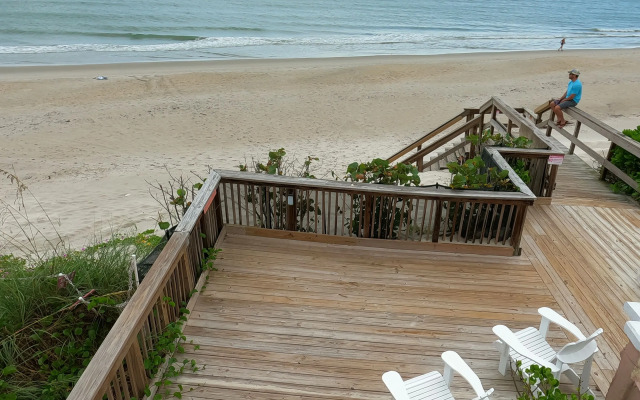 Melbourne Beach Resort