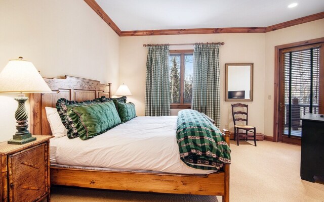 803 Holden Rd. 5 Bedroom Home by RedAwning