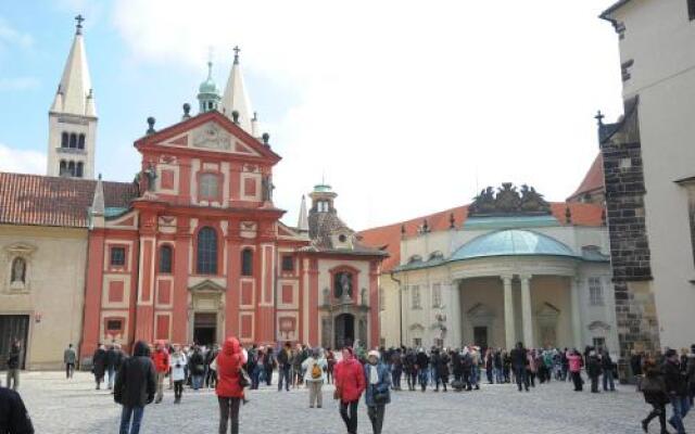 Prague Moon Hotel & Hostel