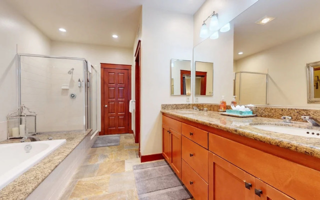 Timbers #2 4 Bedroom Townhouse