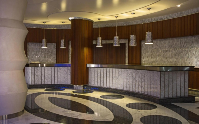 Renaissance Izmir Hotel