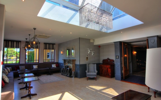 The Devon Inn Hotel