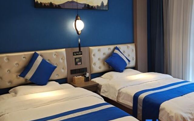 Stars Hotel (Datang Ever Sleeping City Branch)