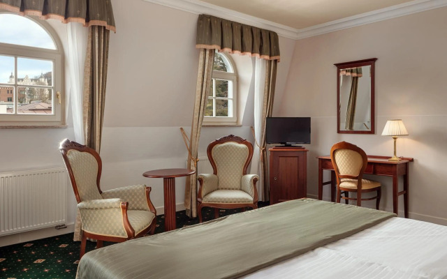 Humboldt Park Hotel And Spa