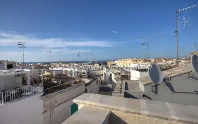 BB Monopoli Old Town