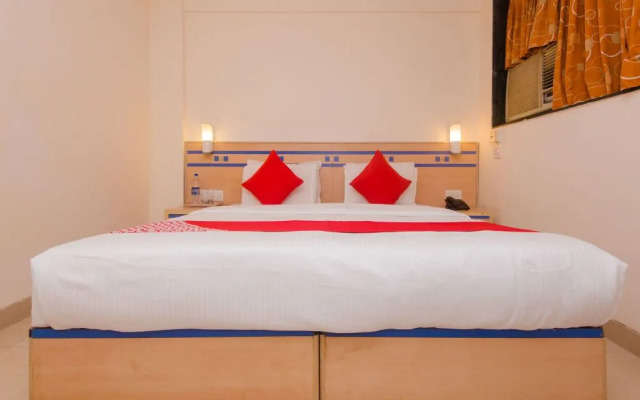 Blue Sapphires By OYO Rooms