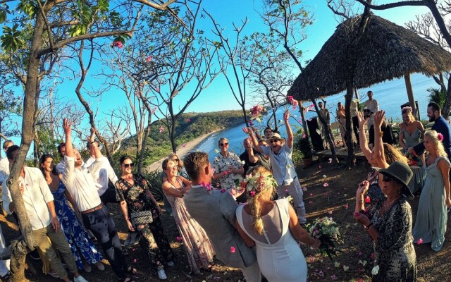 Costa Dulce Ecolodge and Retreat Center