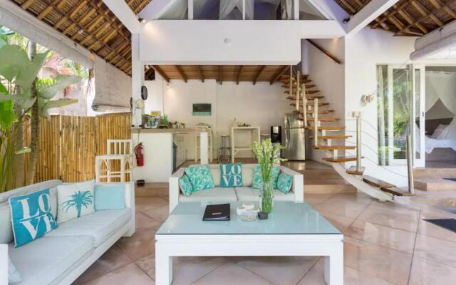 Villa Bliss a paradise of three independent Villas