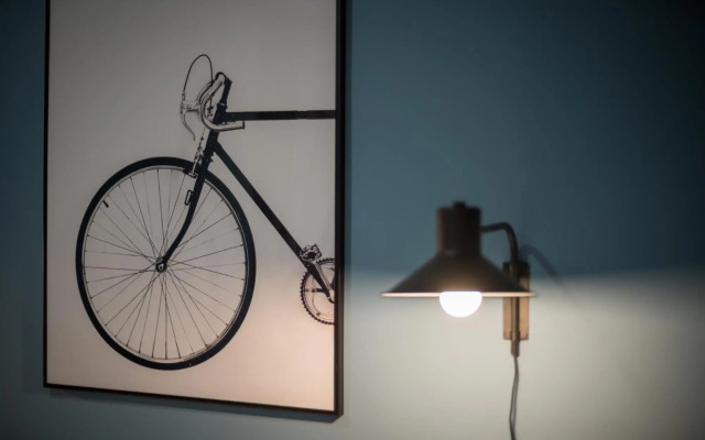 BRIGHT: Stylish & Central - Kitchen - Netflix