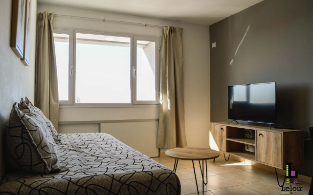 Leloir Suites & Meetings