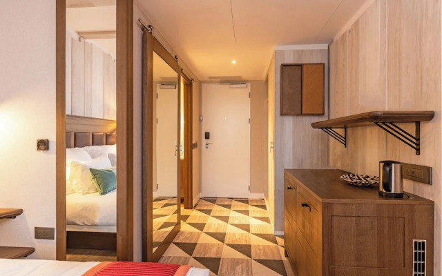 Hotel Indigo Turks Caicos Grace Bay by IHG