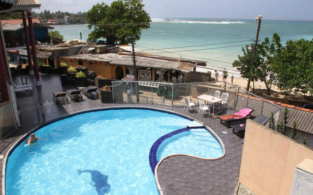 Neptune Bay Hotel