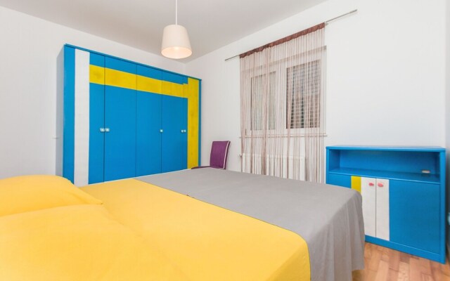 Apartment Mario