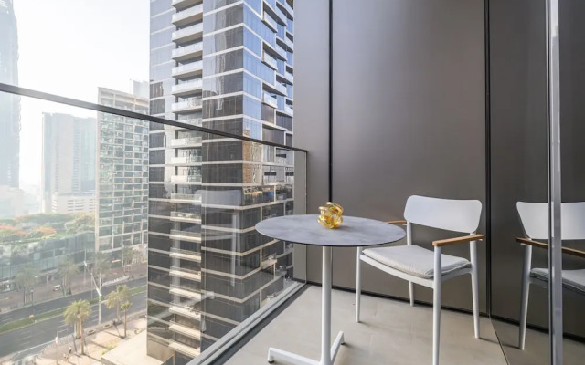 Address Opera 1205 Downtown