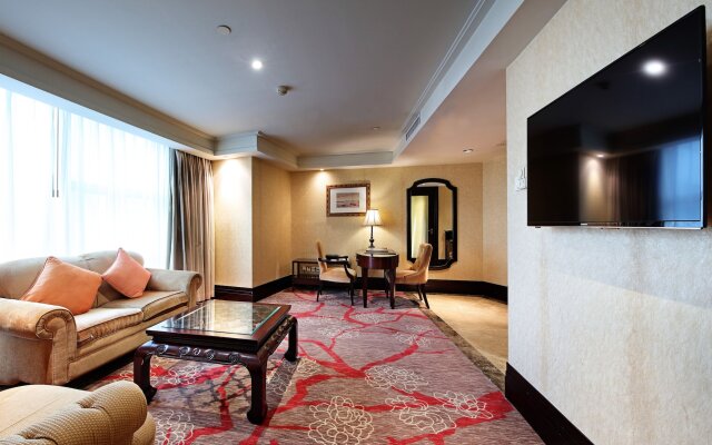 Royal Mediterranean Hotel