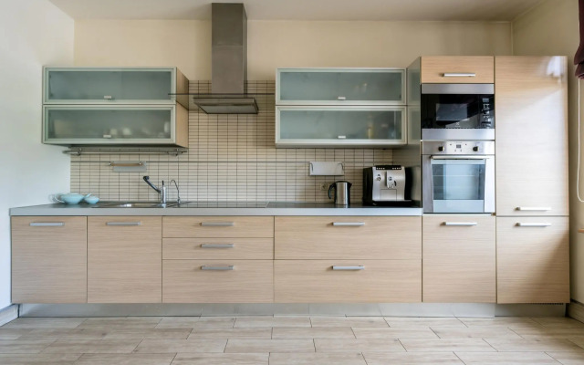 Апартаменты на набережной реки Карповки 10