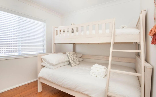 Buwadi - Pet Friendly - 3 Mins Walk to Beach