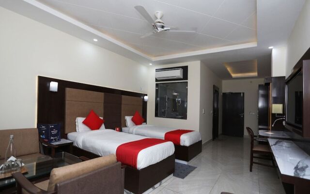 OYO 19514 Hotel Park Regency