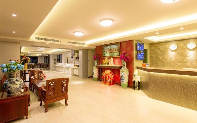 Rung Aroon Hotel By Le Siri