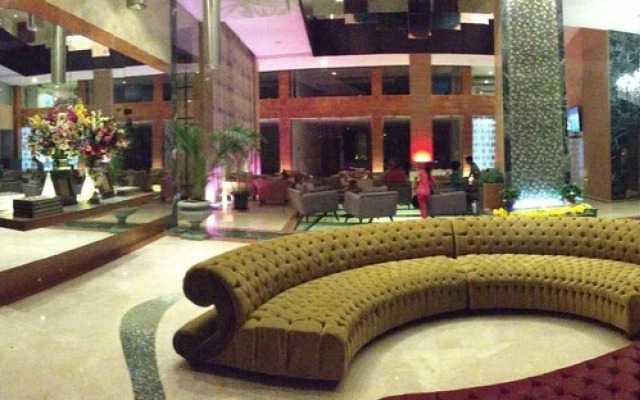 Delora Hotel and Suites