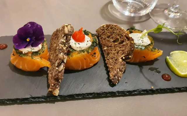 Le grand hôte l de la vallée