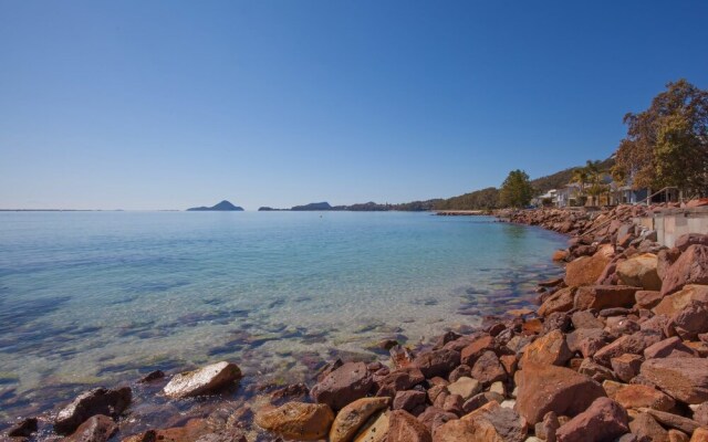 Sandy Point Road 3/38, Yacaaba