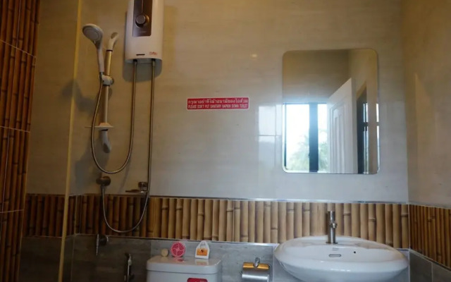 Wang Tey Homestay Khiri Wong