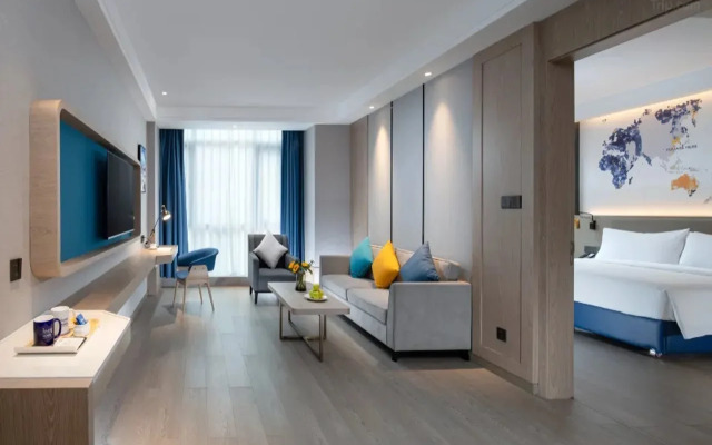 kyriad marvelous hotel