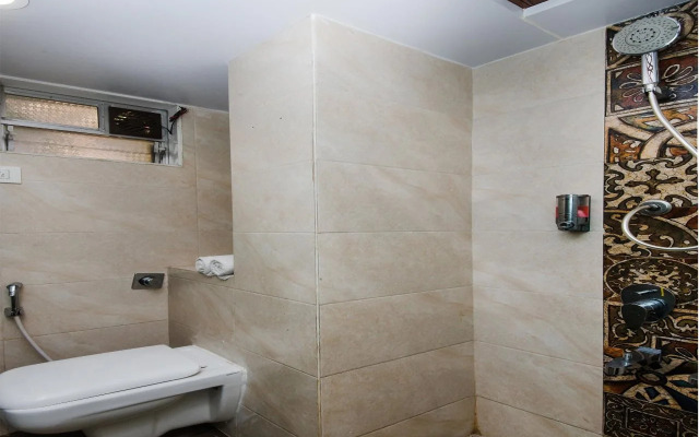 Blue Bell Residency by OYO Rooms