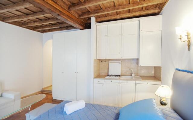 Rental In Rome Gambero Loft